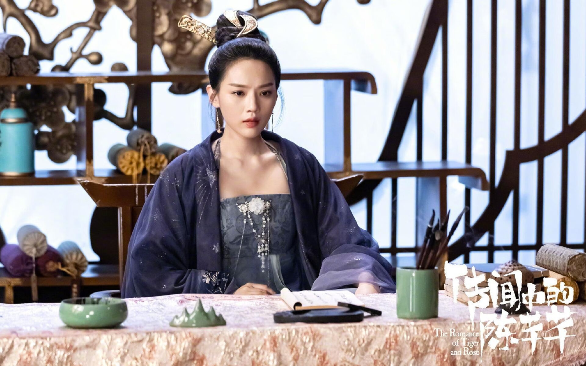 伊丽莎白·德克斯蝶泳实力引领赛场，德雷克伊丽莎白女王