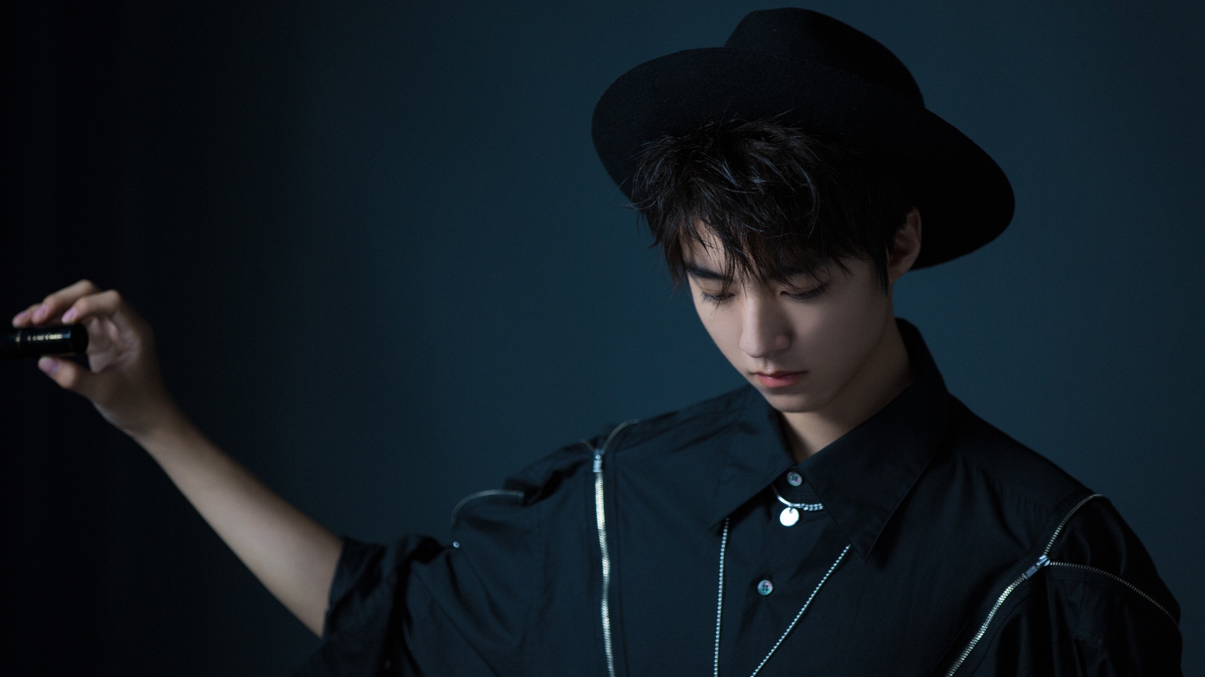 张雨霏冲刺阶段反超获得接力金牌，张雨霏接下来比赛